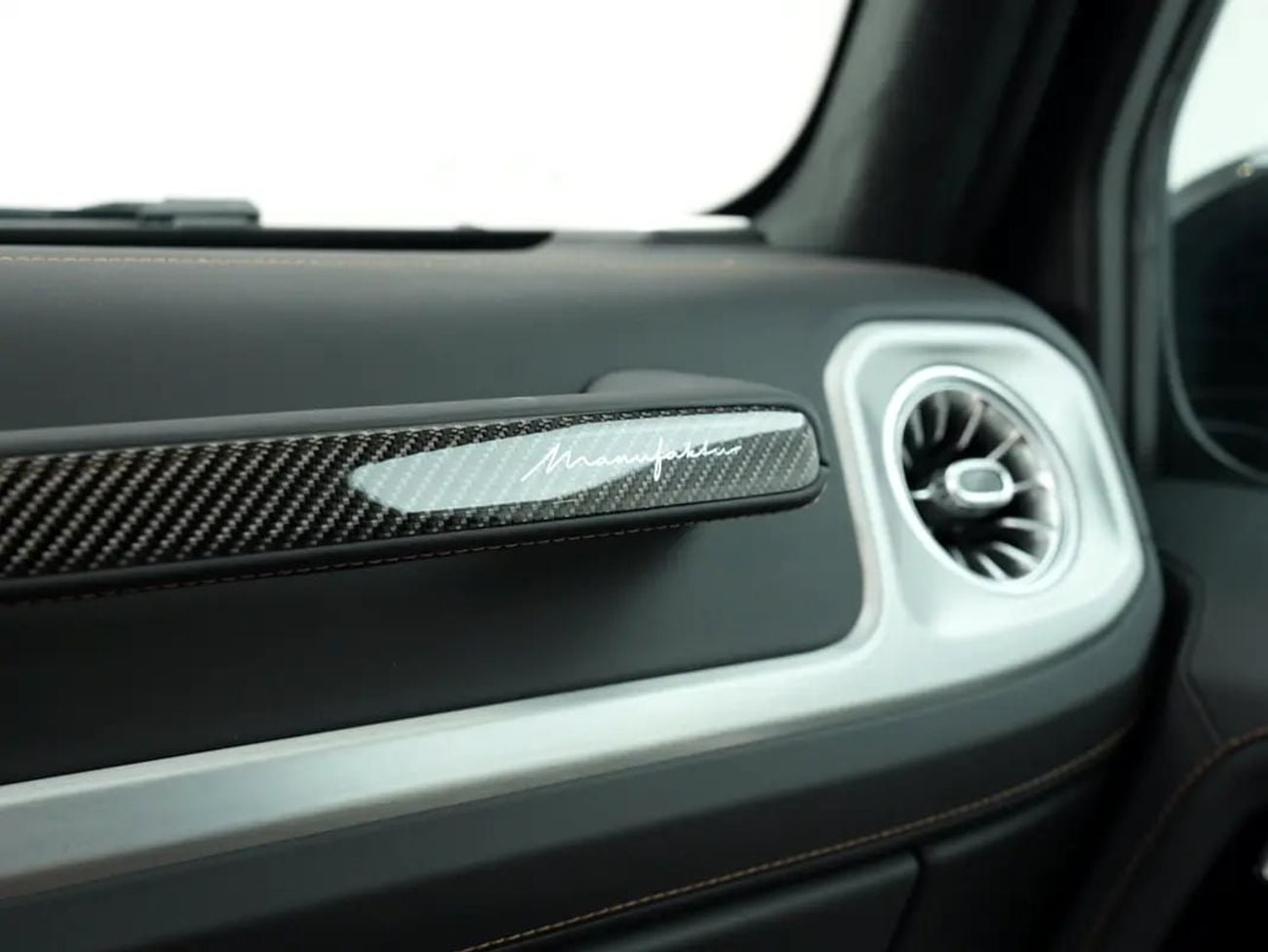 Mercedes Benz G63 AMG STD BRAND-NEW G63 | A22 | WARRANTY | European Spec | A22 | Double Night Package | Carbon interior