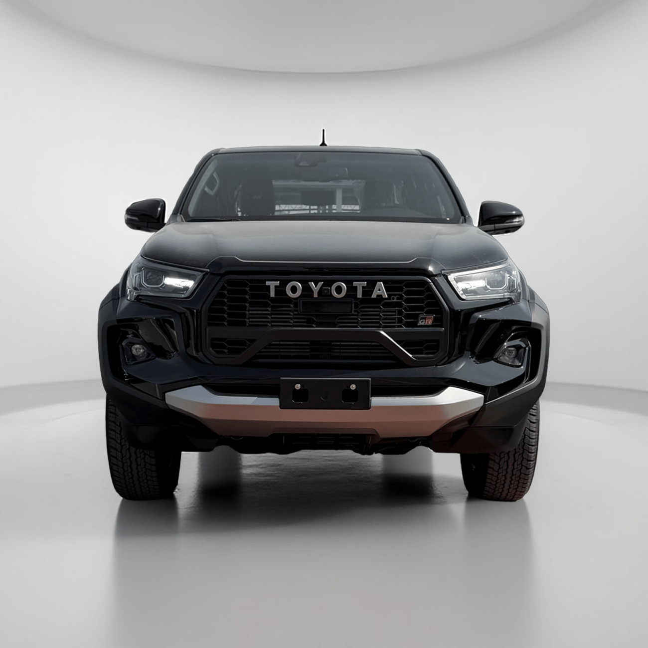 تويوتا هيلوكس GR Sport 2.8L