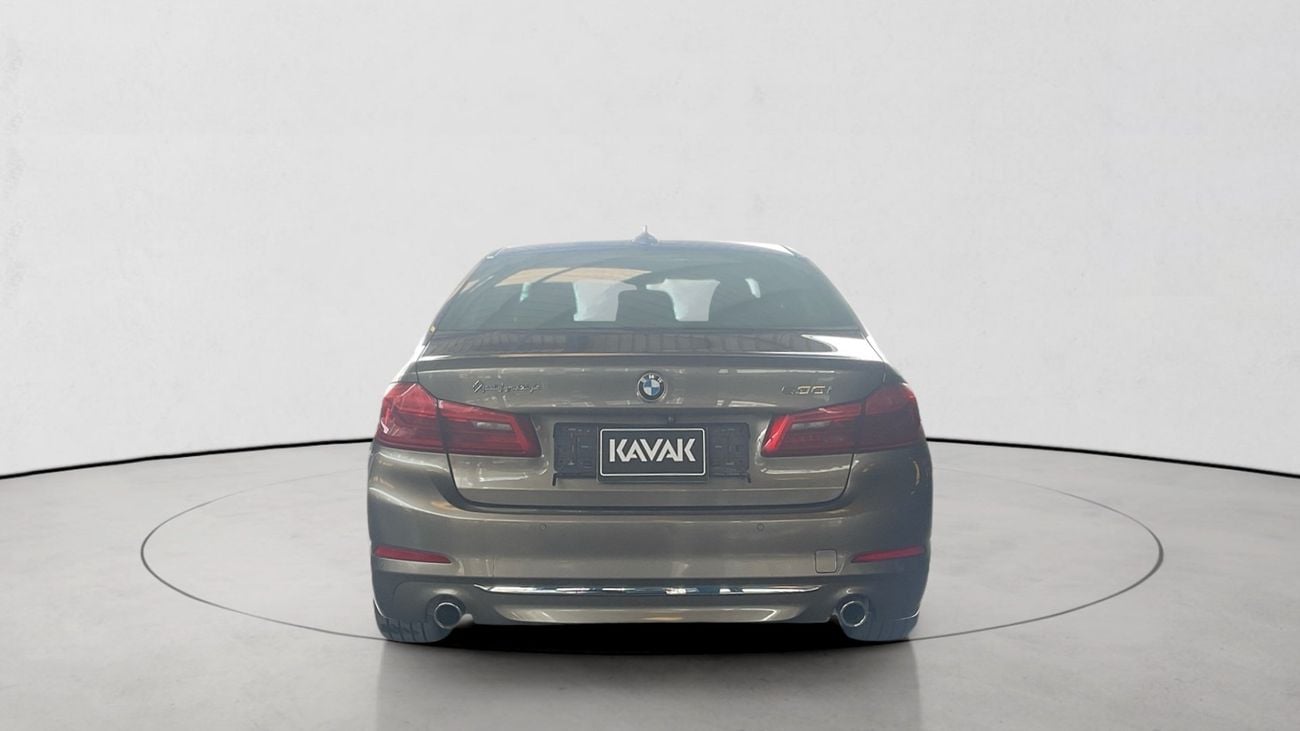 BMW 530i 2.0 530I A LUXURY LINE EXCLUSIVE | Guaranteed Warranty | 0 Down Payment