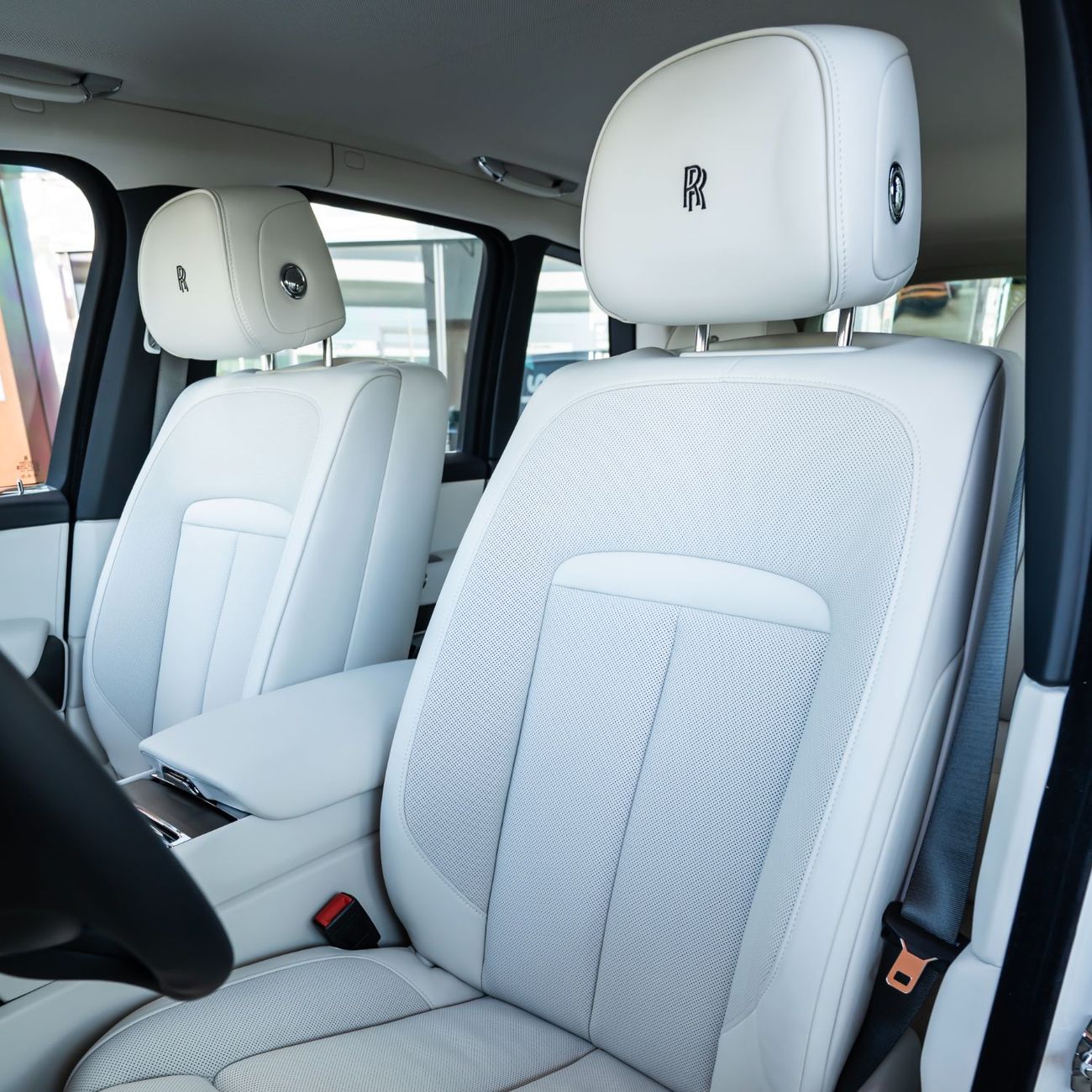 Rolls-Royce Cullinan 2026 ROLLS ROYCE CULLINAN SILVER BADGE BRAND NEW