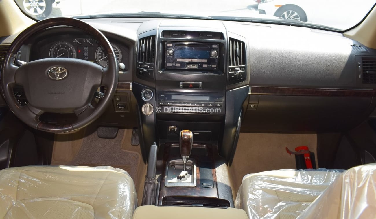 Toyota Land Cruiser GXR V6