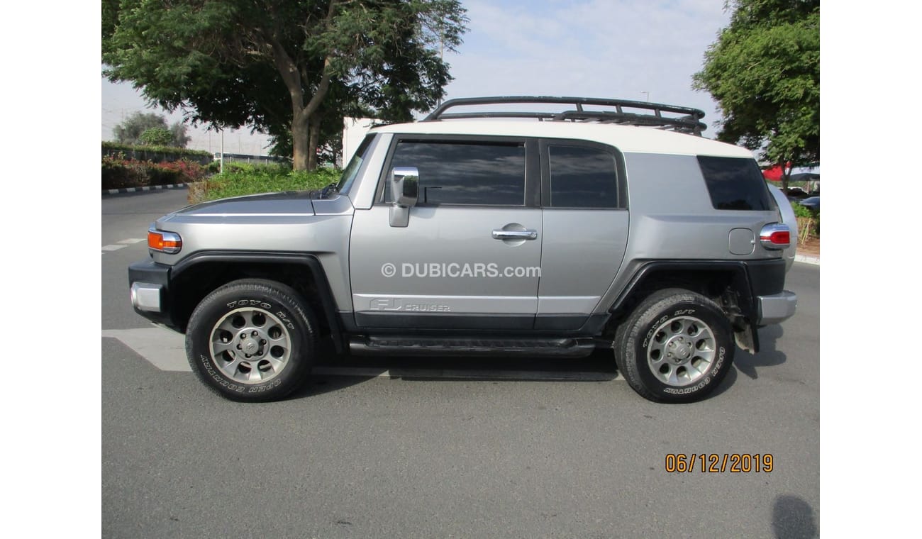 تويوتا إف جي كروزر تويوتا اف جي 2011 خليجي فل اتوماتيك رقم 1