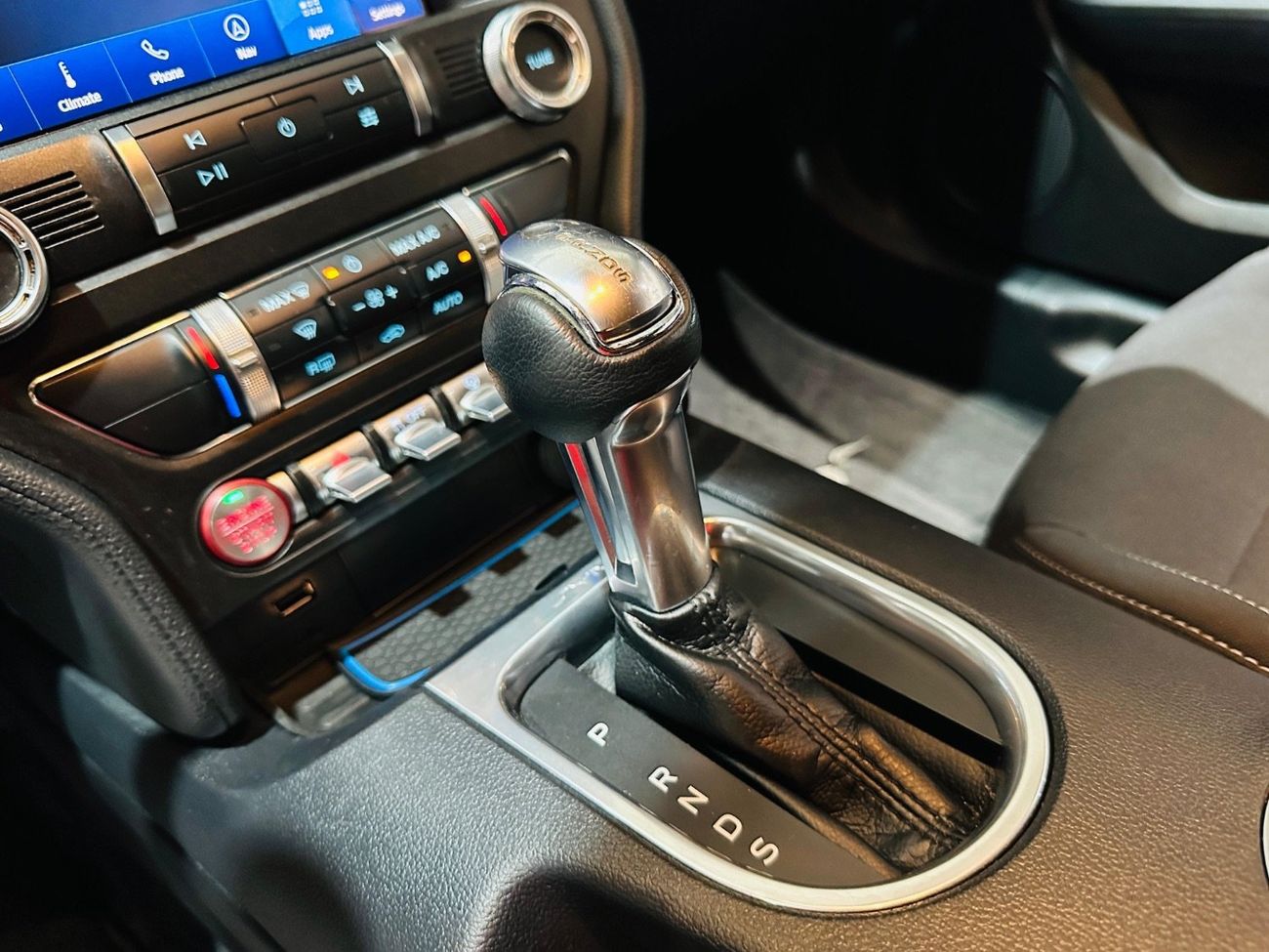 Ford Mustang GT Premium 5.0L V8