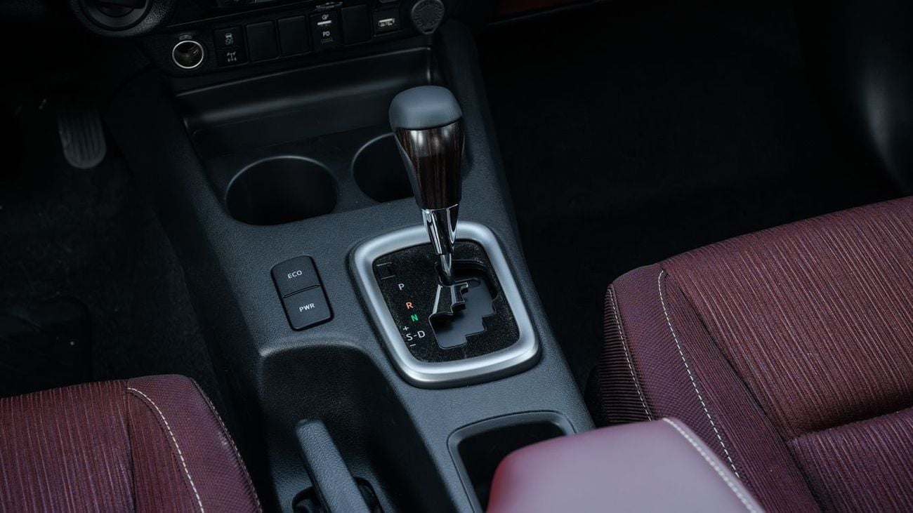 تويوتا هيلوكس TOYOTA HILUX 4.0 AT -2026YM