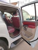 Nissan Armada LE 5.6L (320 HP)