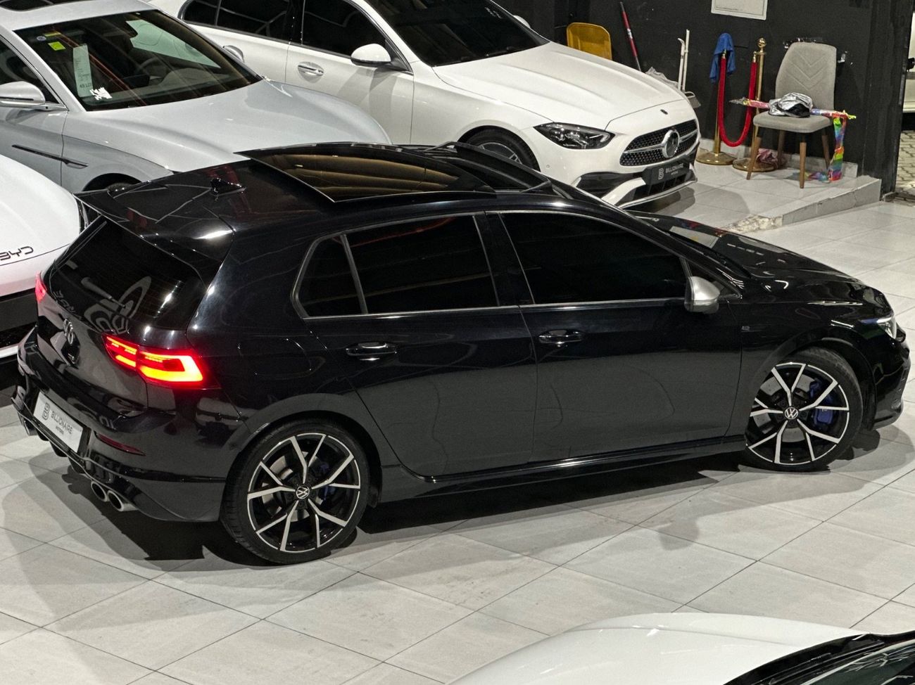 Volkswagen Golf R Base 2.0T VOLKSWAGEN GOLF R | 2023 | UNDER WARRANTY  CONTRACT SERVICE
