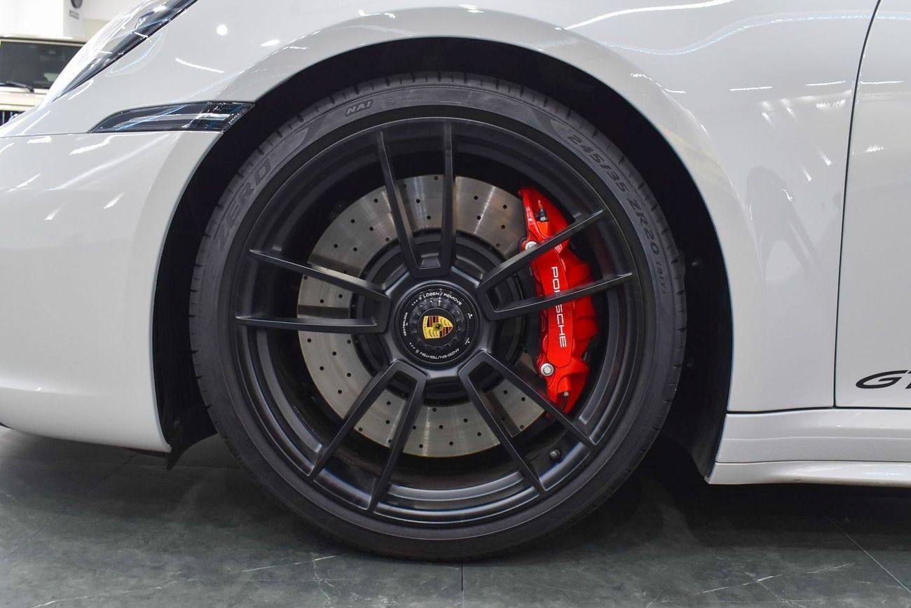 Porsche 911 PORSCHE 911 GTS 2024 ACCIDENT FREE IN EXCELLENT CONDITION