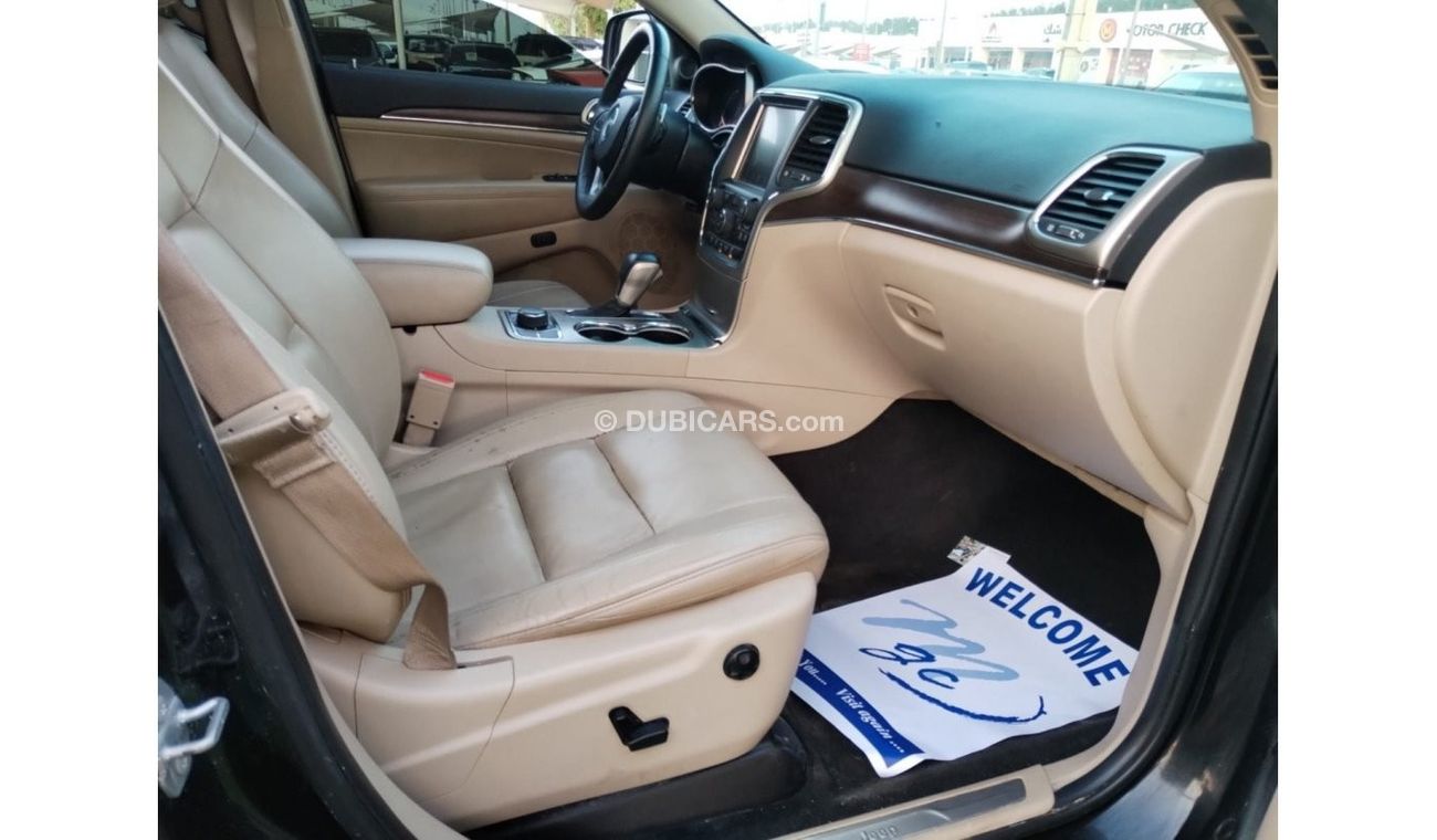 Jeep Grand Cherokee Limited Jeep_Grand Cherokee MODEL 2017 Excellent Conditio  (USA- SPEC)  VERY GOOD CONDITION