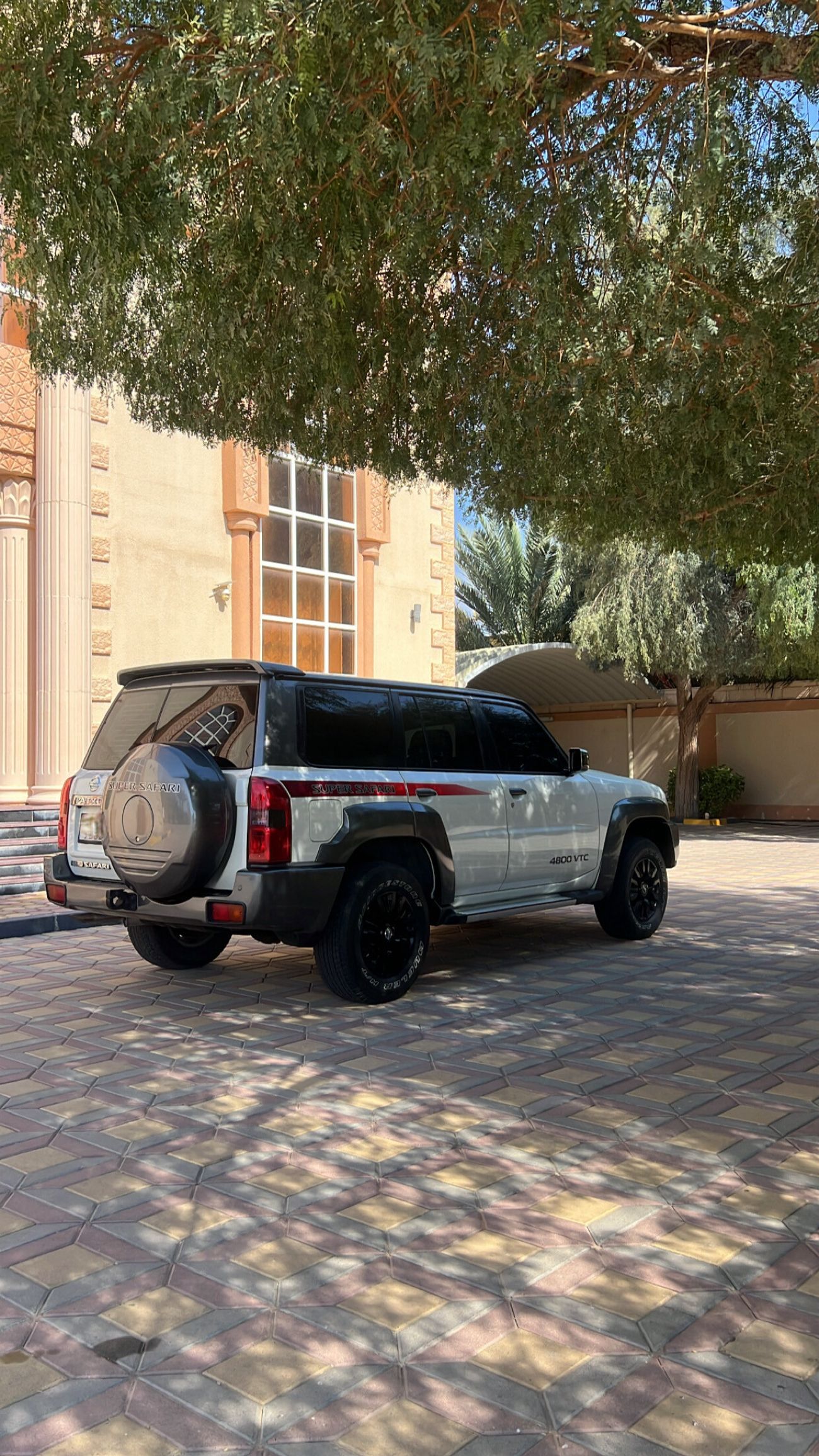 نيسان باترول سوبر سفاري