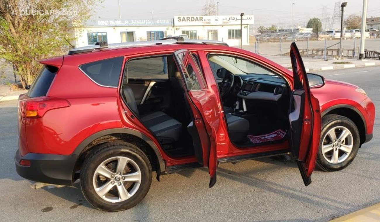 تويوتا راف ٤ TOYOTA RAV4 XLE FULL OPTION 2015