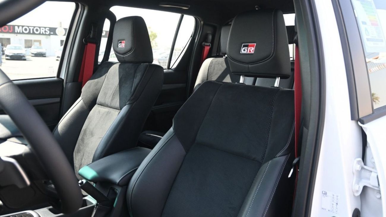 Toyota Hilux 2024 Toyota Hilux GR Sport 4.0L Petrol