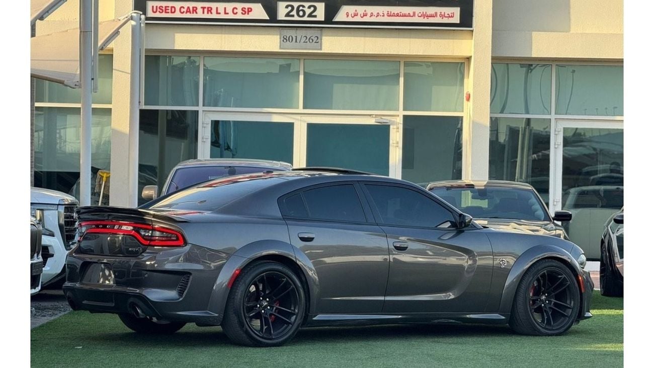 Dodge Charger SRT Hellcat DODEG CHARGER HELLCAT 2020 GCC ORGINAL PAINT FREE ACCIDENT