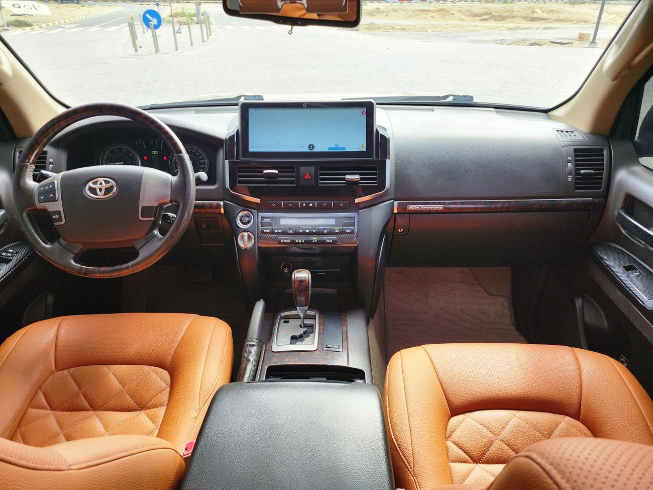 تويوتا لاند كروزر GX.R V6