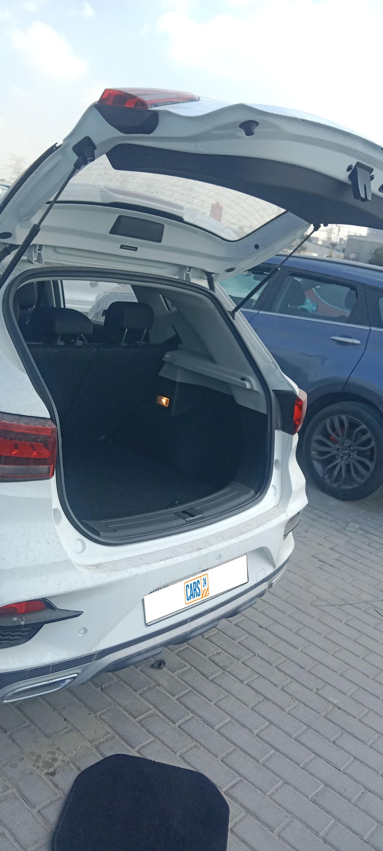 MG ZS Std 1.5L STD 1.5 | Zero Down Payment | Home Test Drive