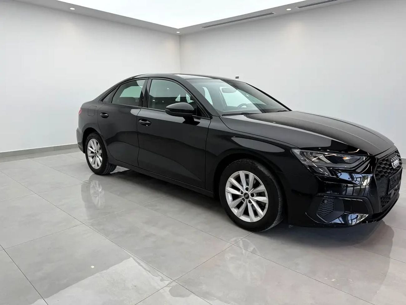 أودي A3 35 TFSI S Line 1.4L GCC Specs - Low Mileage