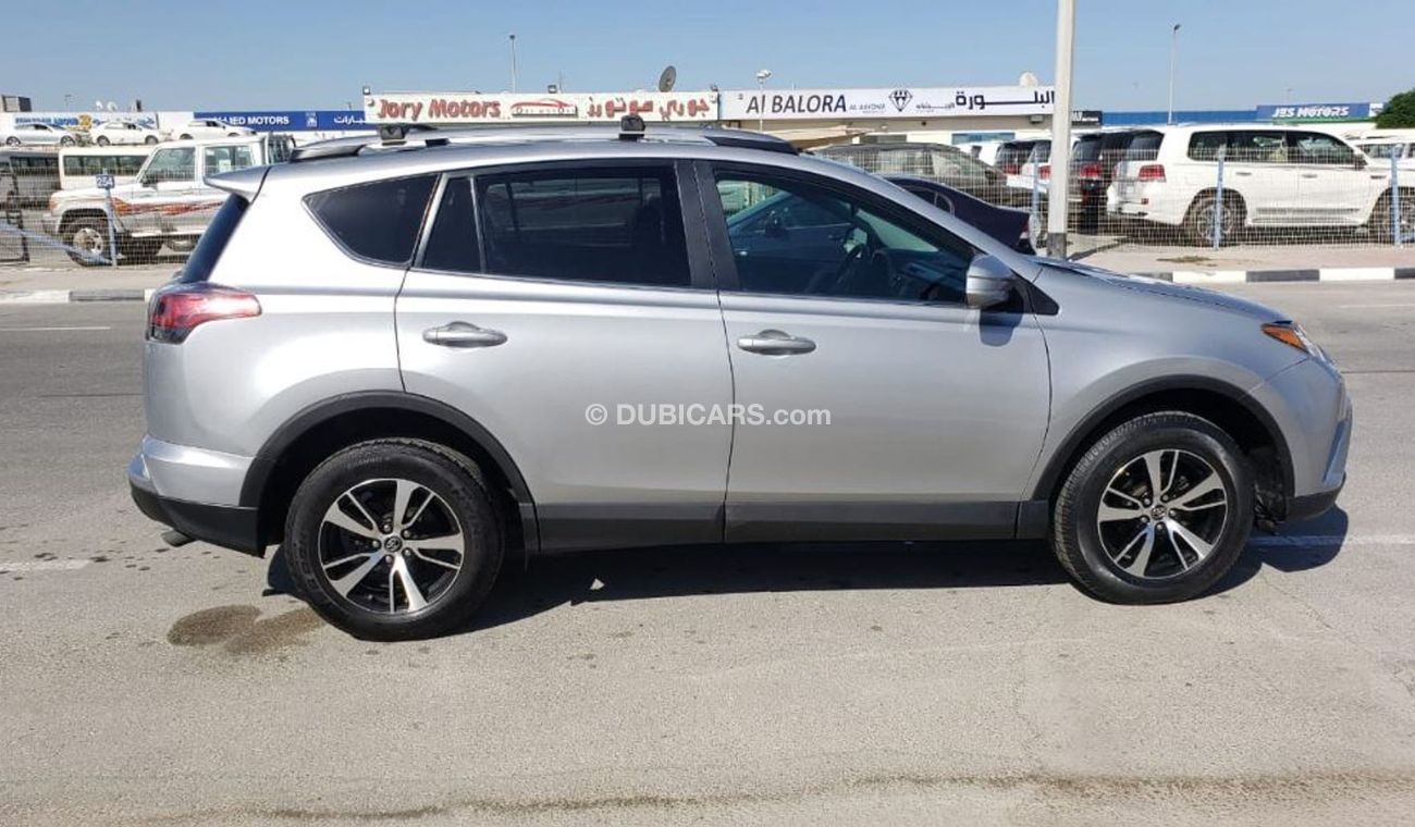 تويوتا راف ٤ TOYOTA RAV4 LE
