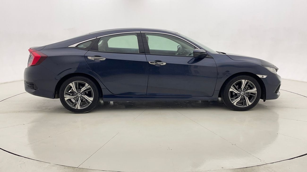 هوندا سيفيك LX SPORT 1.6 | بدون دفعة مقدمة | اختبار القيادة في المنزل