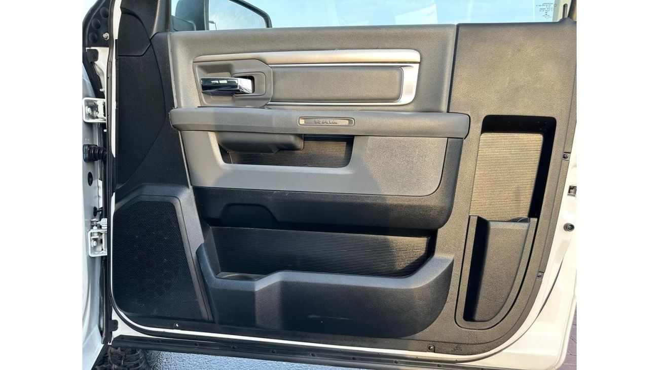 رام 1500 Dodge Ram 1500 Classic_GCC_2020_Excellent Condition _Full option