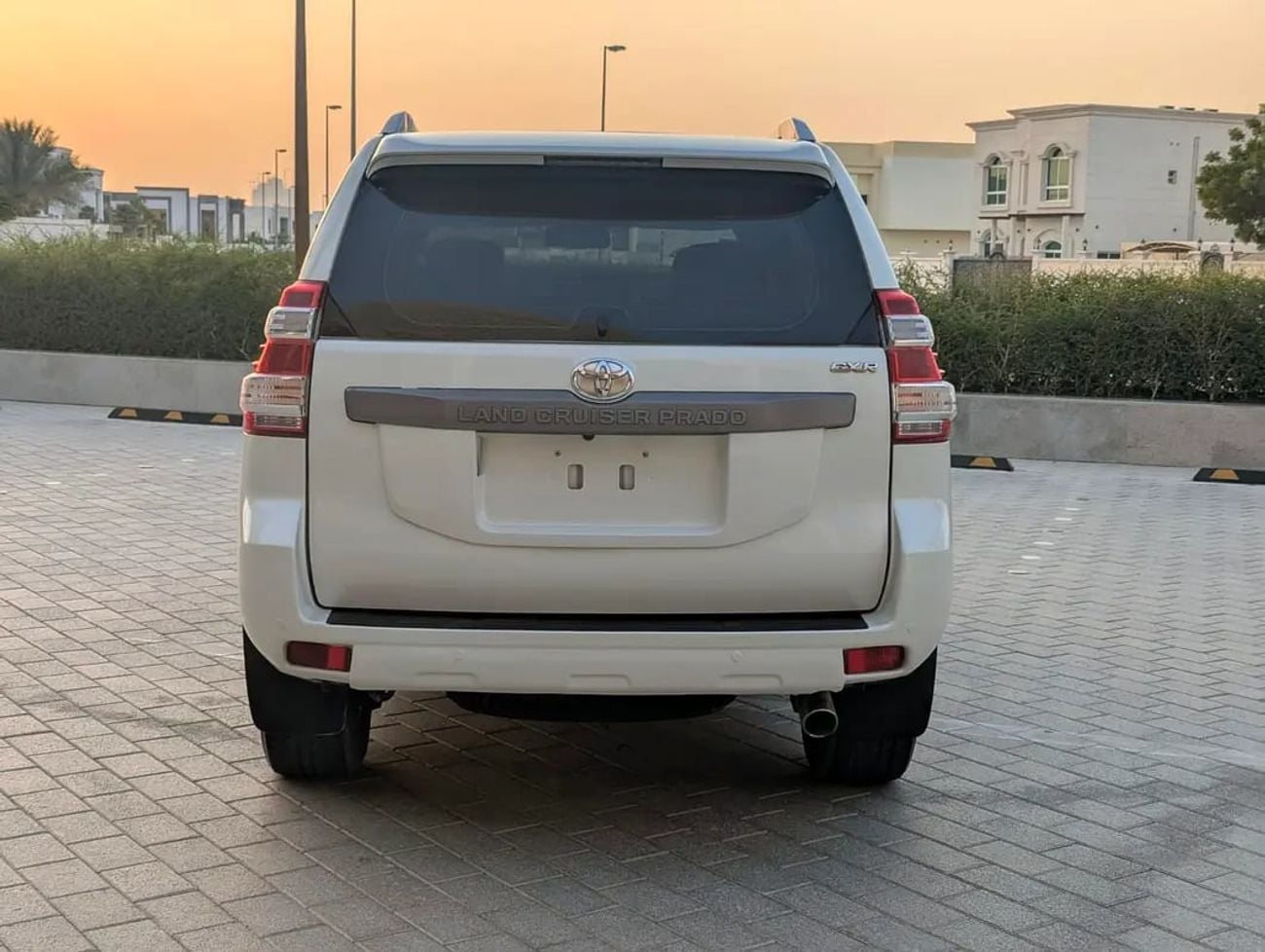 Toyota Prado GXR | GCC Specs | 62,381 KM | 2.7L V4 | Excellent Condition