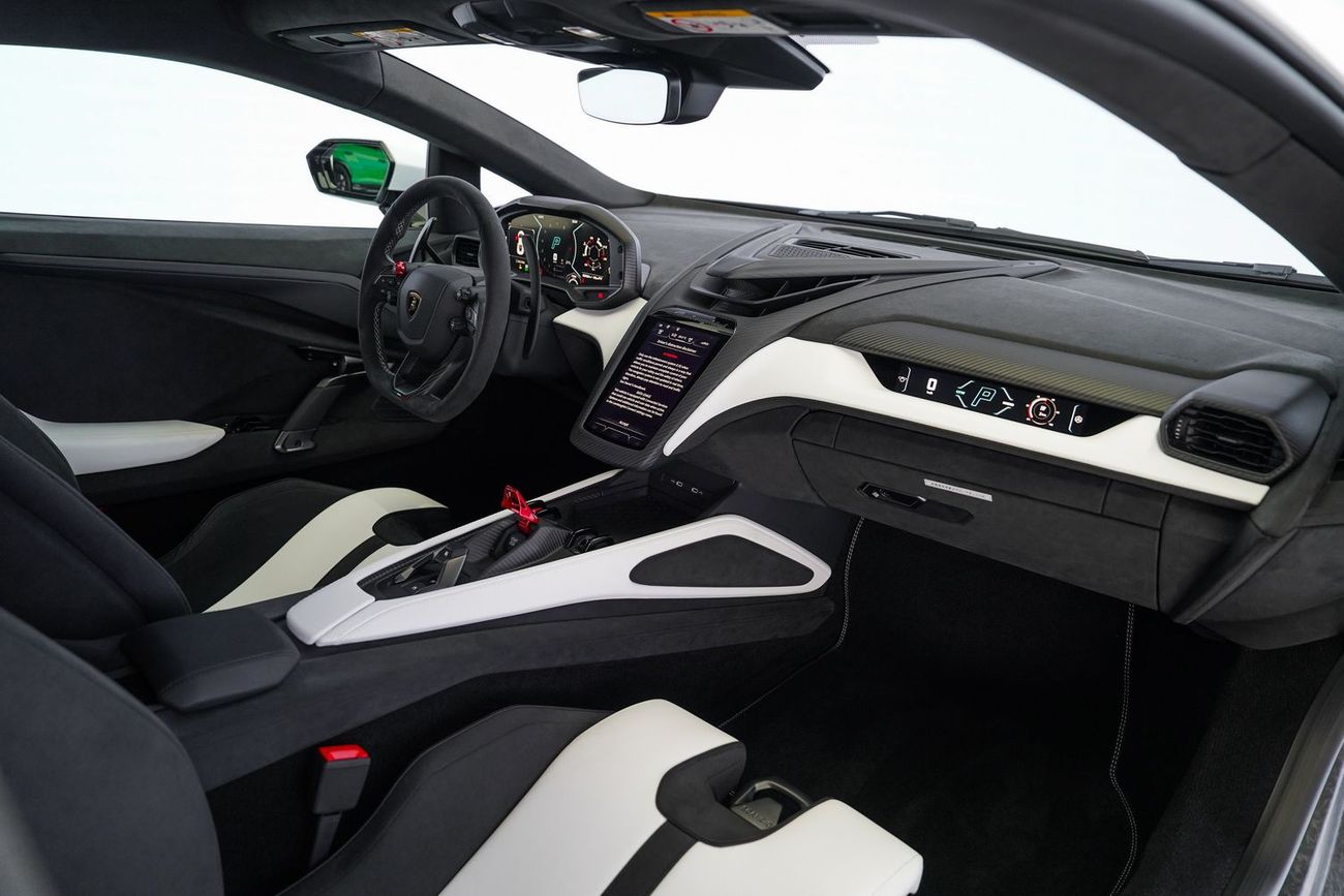 Lamborghini Revuelto 6.5L V12 Hybrid