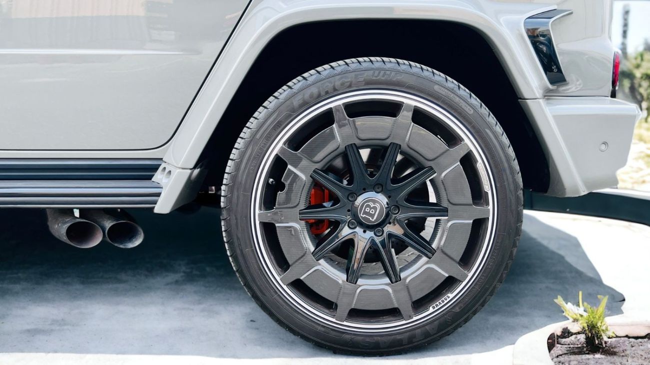 Mercedes-Benz G 63 AMG Premium + UNDER WARRANTY | FSH | BRABUS 800 KIT Mercedes G63 | GCC | 2022