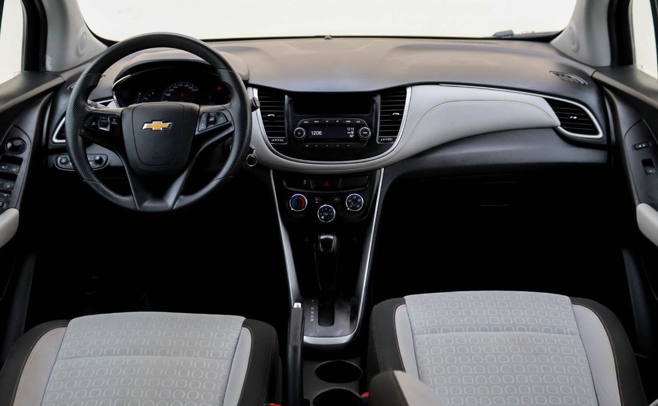 Chevrolet Trax LT 1.8L FWD A/T Chevrolet Trax  2019 1.8 L GCC, accident-free, in excellent condition, 711 P.M