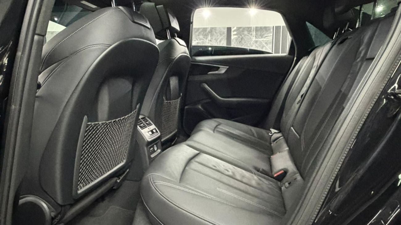 Audi A4 35 TFSI S Line 2.0L