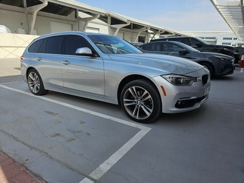 بي أم دبليو 330i 330i xDrive Executive