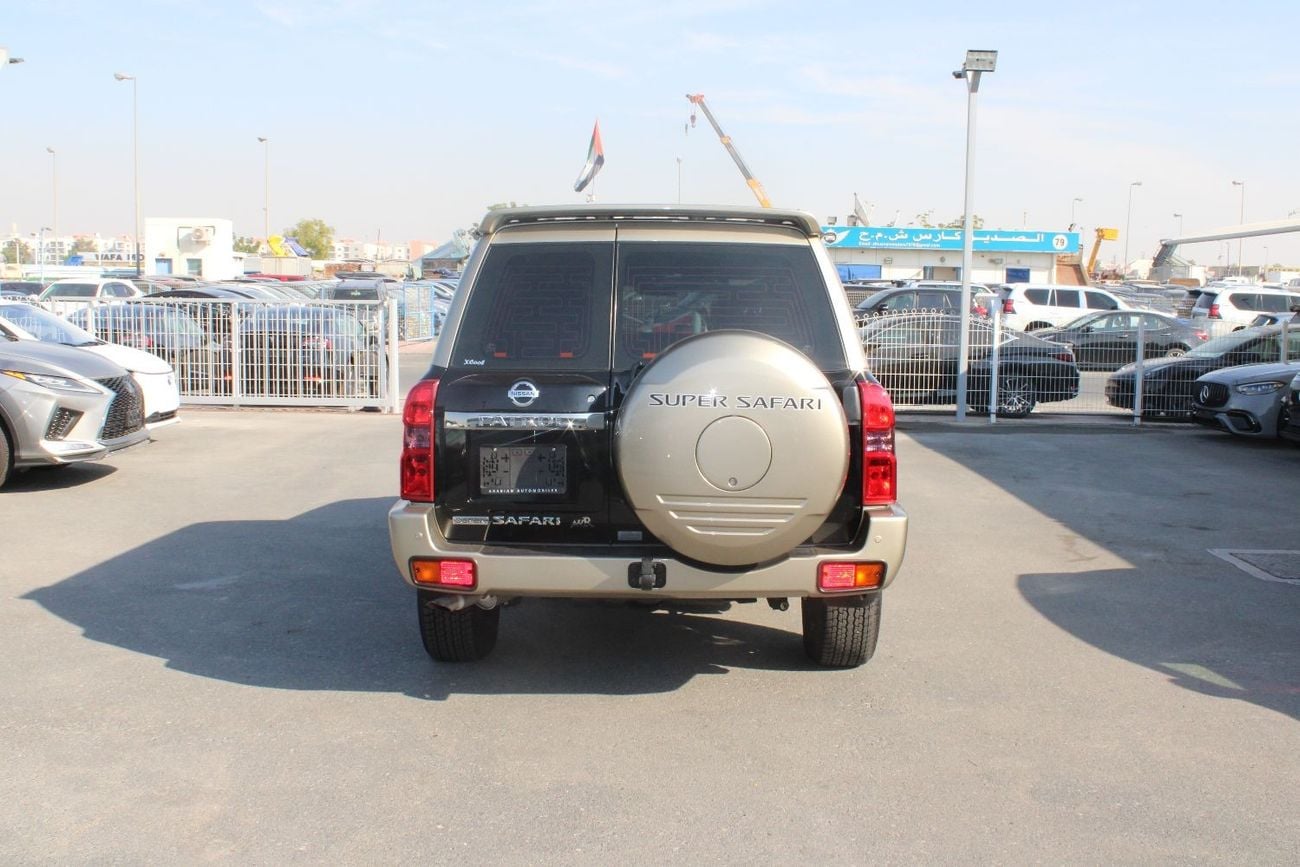 Nissan Patrol Super Safari Nissan Patrol Super Safari 2023 Model Year 4800VTC 4x4  Full Service done 5years Warranty 3Years Fre