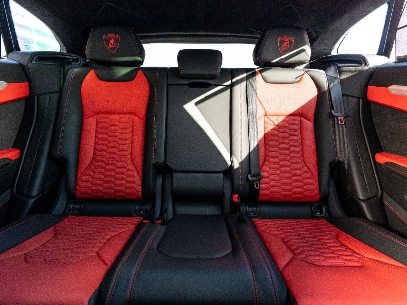 Lamborghini Urus STD 4.0T V8