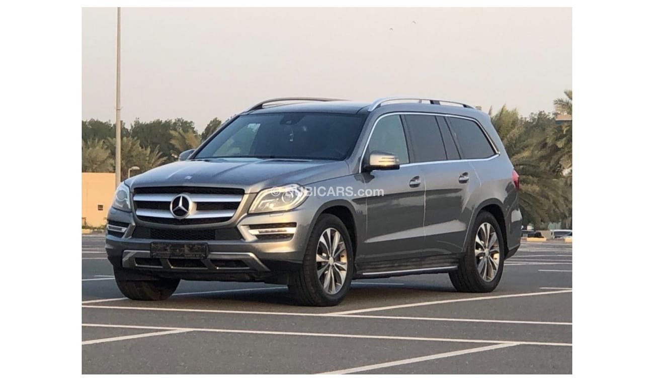Mercedes-Benz GL 500 Std MERCEDES BENZ GL500 MODEL 2014GCC CAR PERFECT CONDITION ORIGINAL PAINT 2KEYS ONE OWNER FULL OPTI