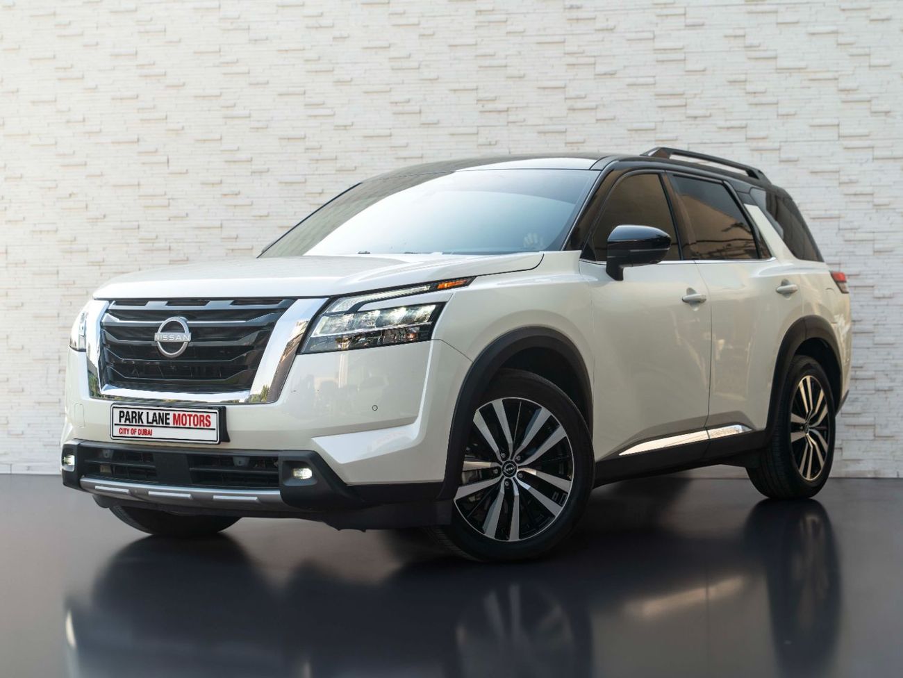 Nissan Pathfinder SL 3.5L (7 Seater)