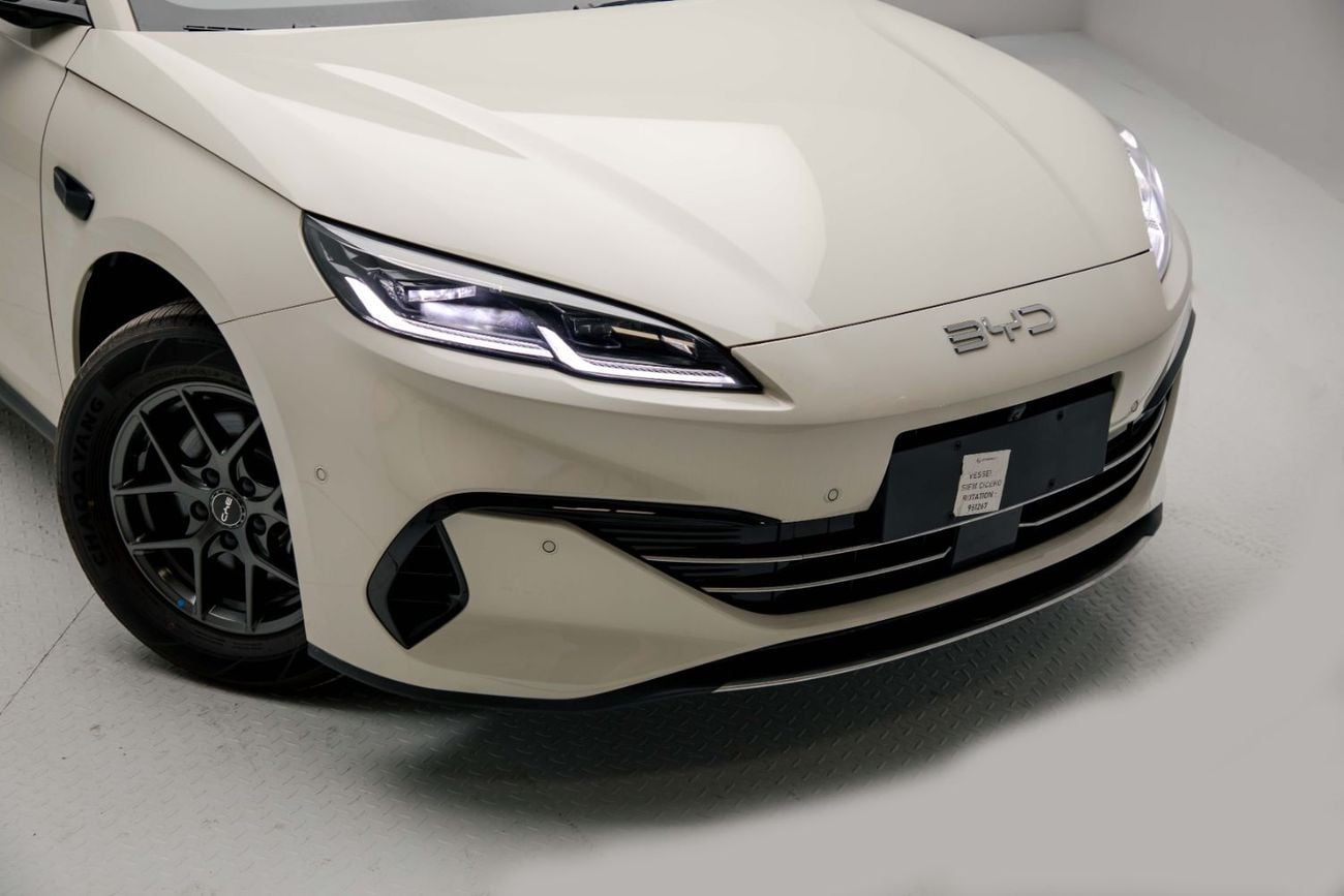 BYD Seal 06 DM-i ID Luxury 1.5L - Warm Tea Grey Inside Grey | Export Only