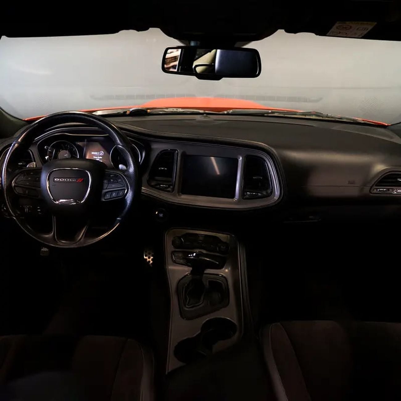 دودج تشالينجر R/T 100Th Anniversary Edition 5.7L 2,778 pm • 0% Downpayment • R/T • 1 Year Warranty