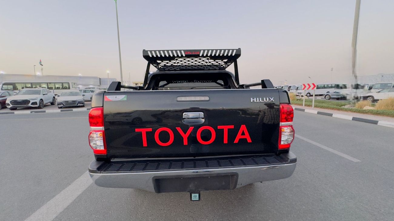 تويوتا هيلوكس DOUBLE CABIN | 2014 | 3000CC DIESEL ENGINE | 4WD | RHD | AUTOMATIC TRANSMISSION