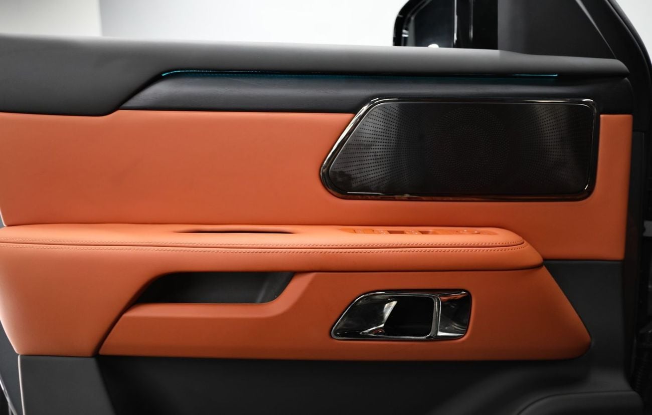 روكس 01 VIP 7 Seats | Brand New | 5 Years Warranty | AED 4,650 monthly with 0% Downpayment | Ref#ROX0126