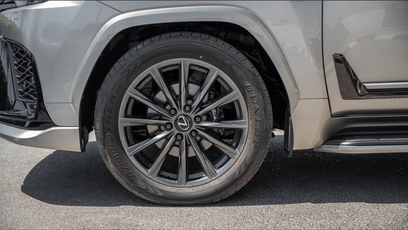 Lexus LX700h F SPORT F-SPORT 26/26 SILVER with BLACK INTERIOR