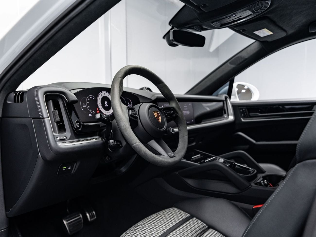 Porsche Cayenne BUY NOW, PAY 2027 | THE BLACKLINE STANDARD | Lightweight Package, 2030 Porsche Warranty & Service