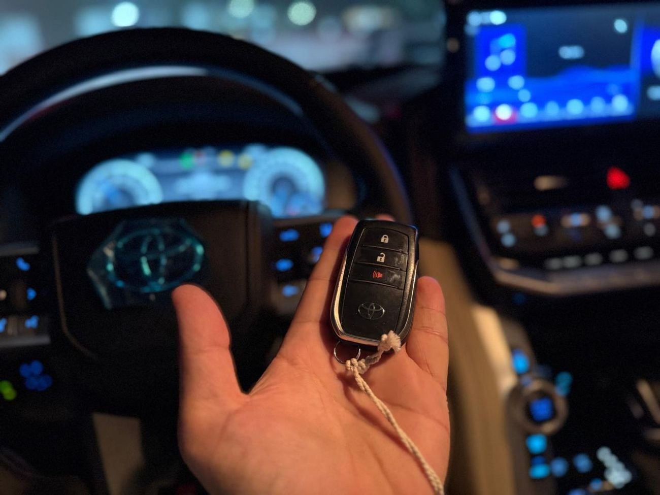 تويوتا لاند كروزر GXR+ 4.0L