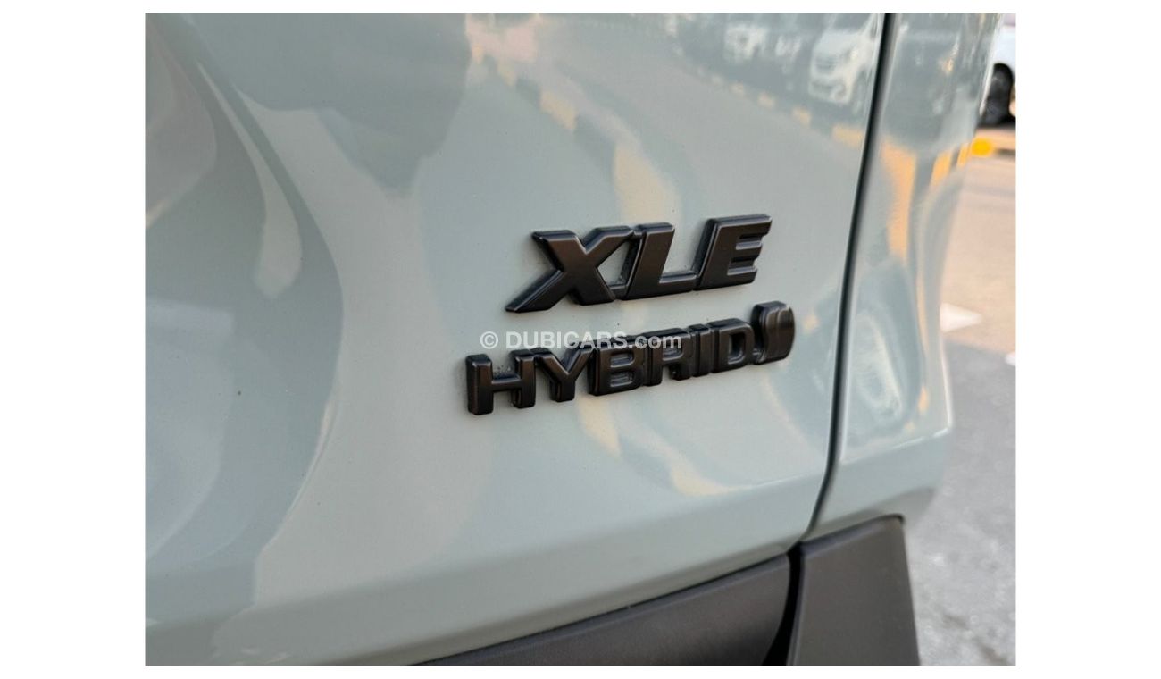 Toyota RAV4 XLE 2022 HYBRID SMART ENGINE GREEN KEYLESS AWD 2.5L USA IMPORTED