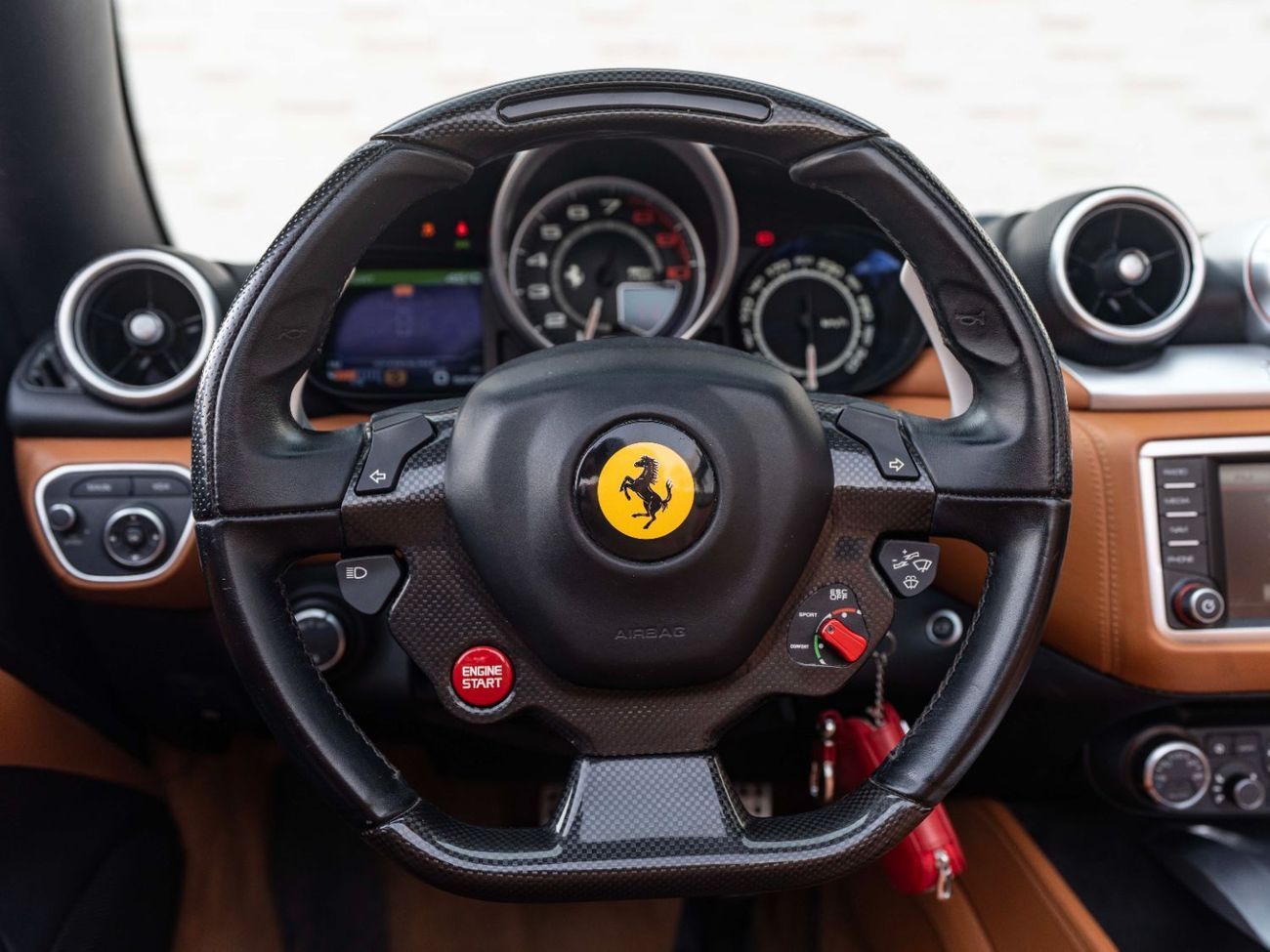 فيراري كاليفورنيا T Std 3.9L (552 HP)