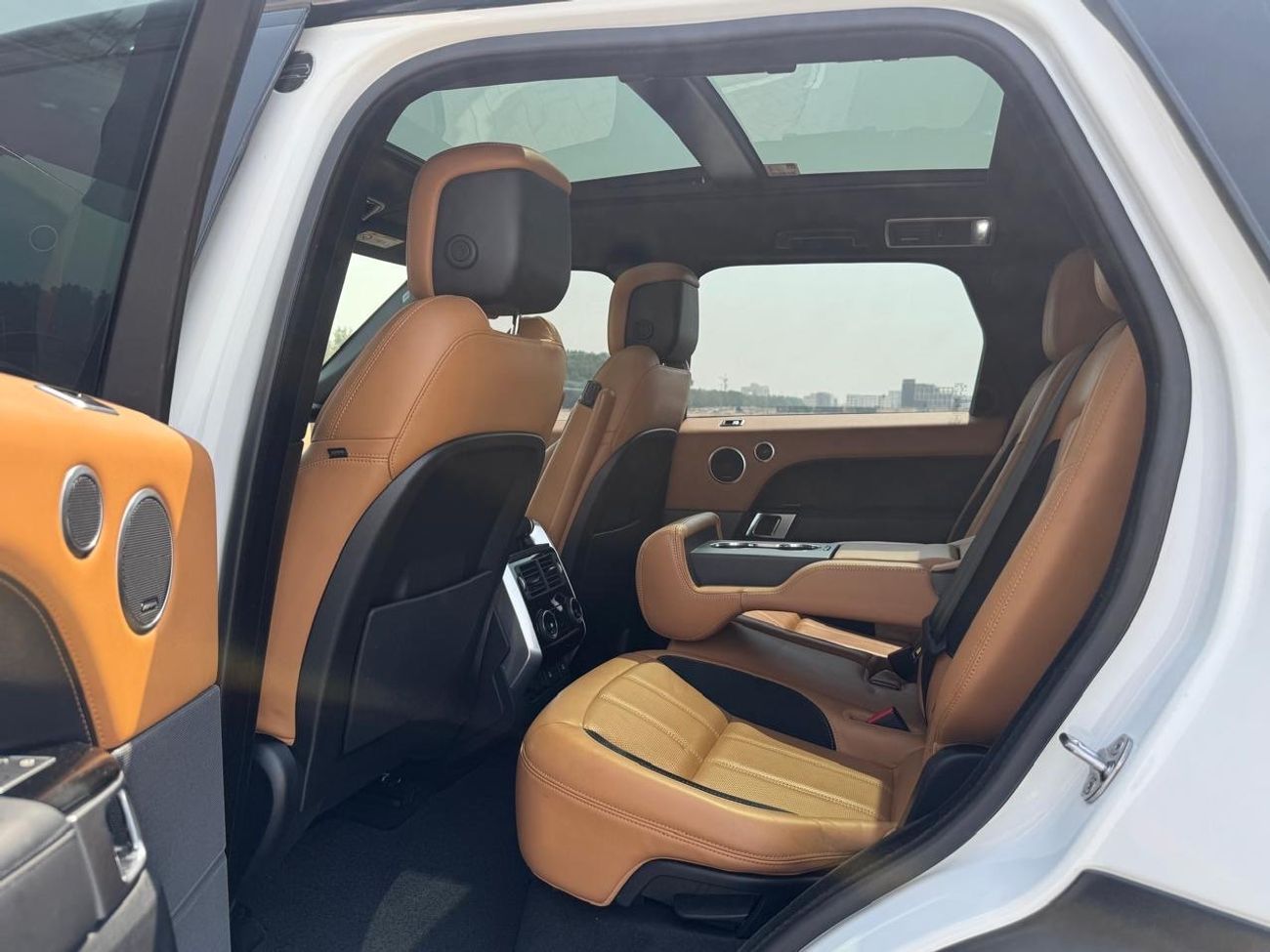 لاند روفر رينج روفر سبورت 2020Range Rover Sport HSE Dynamic V6 GCC Full Agency History