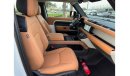 Land Rover Defender 90 SE P300 / GCC Spec / With Warranty & Service