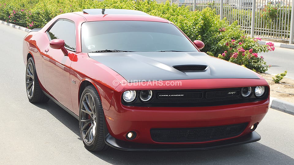 Dodge challenger v8