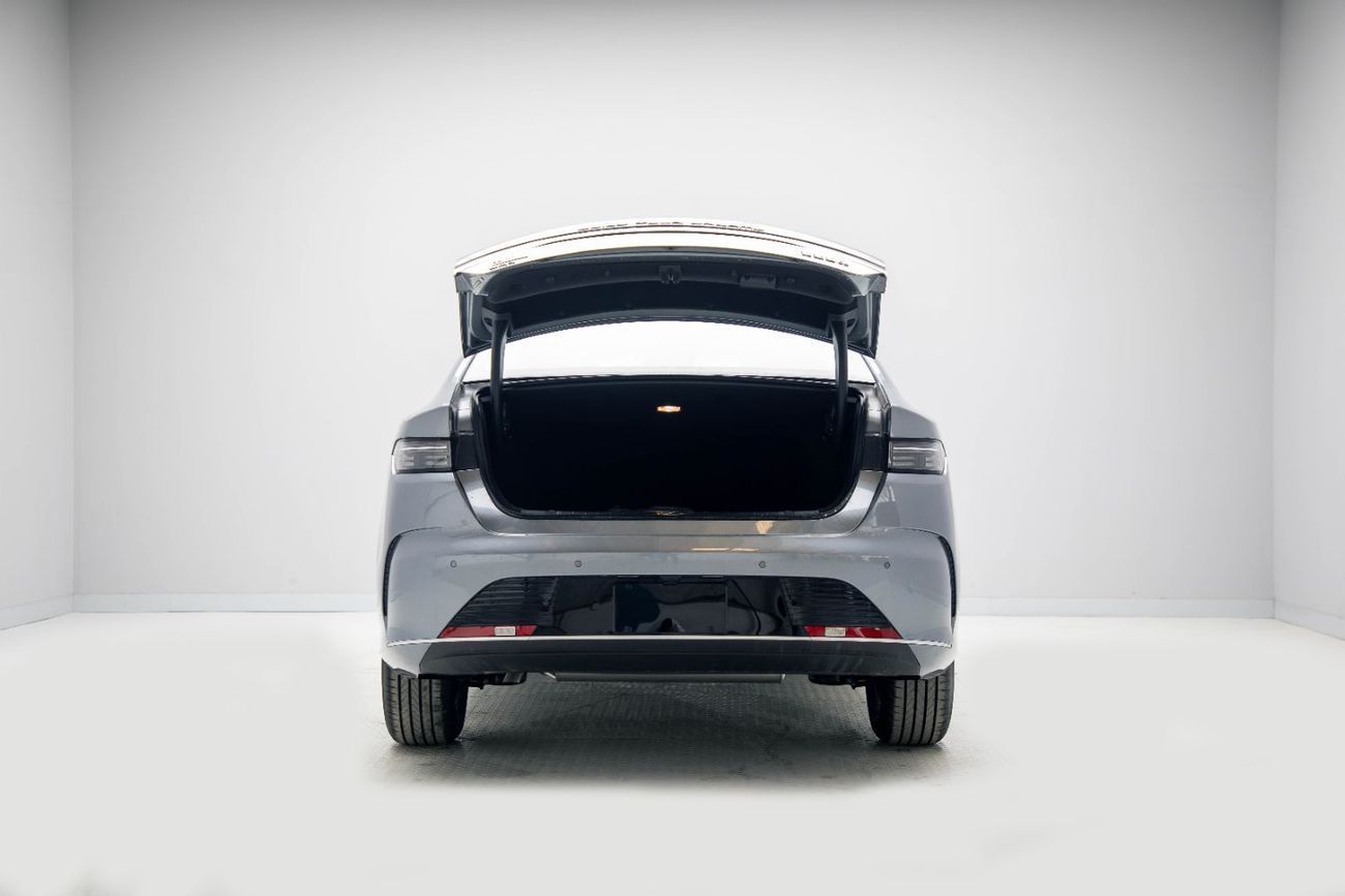 بي واي دي ديسترويار 05 Luxury -1.5L Grey Inside Grey | Export Only