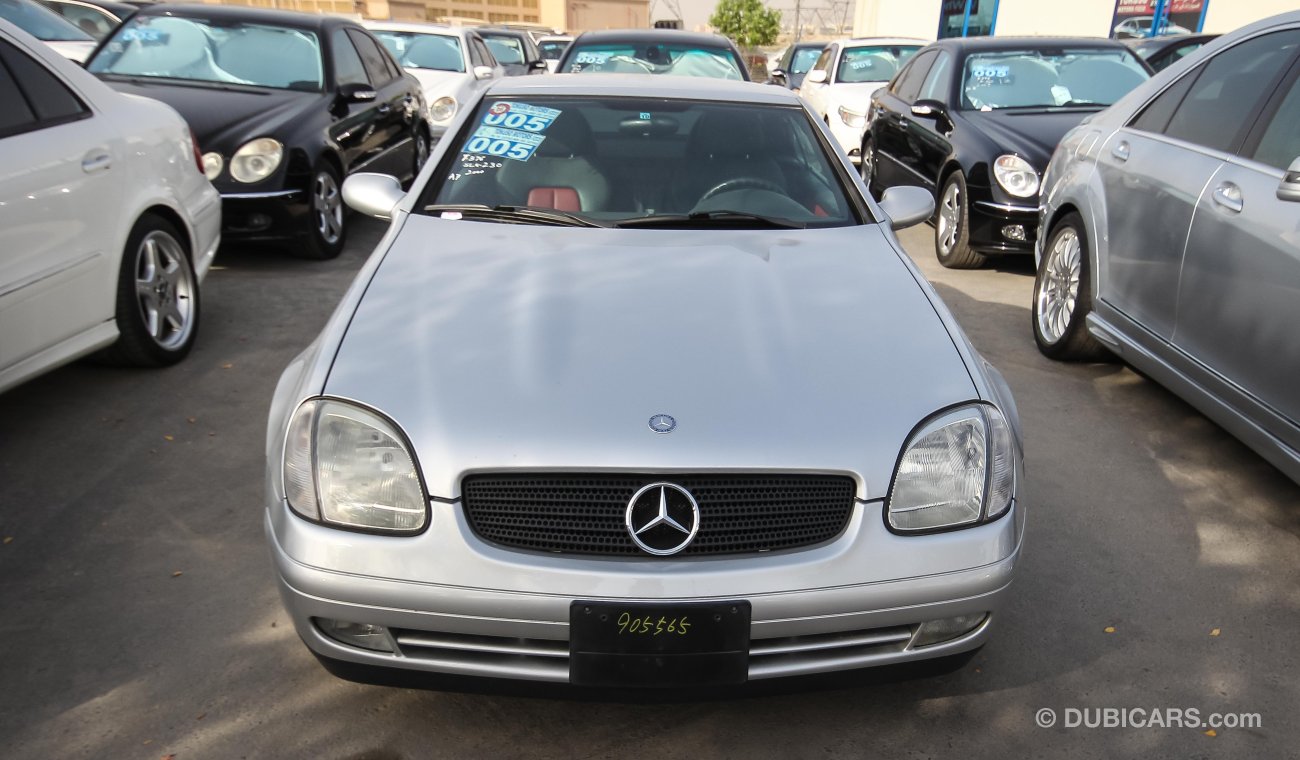 Mercedes-Benz SLK 230