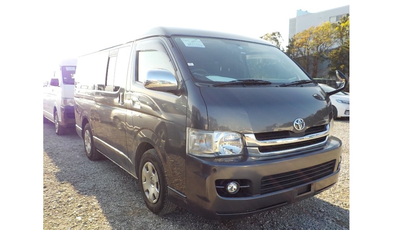 Toyota Hiace 2008