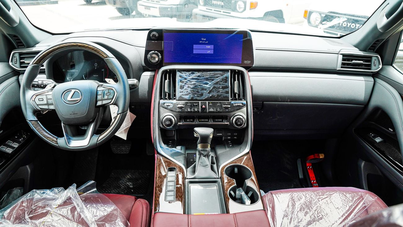 Lexus LX600