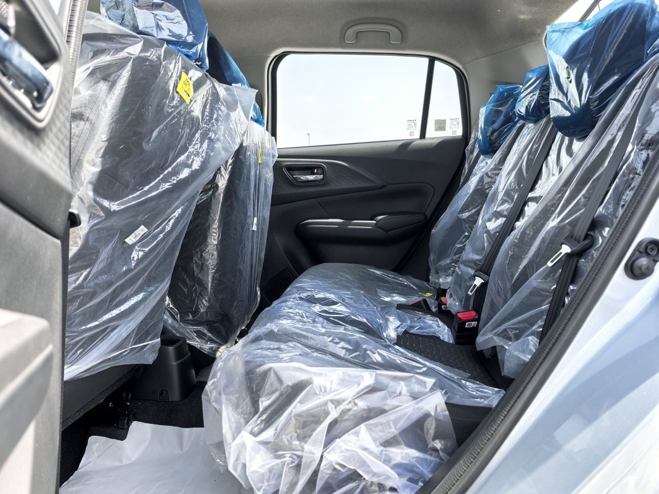 سوزوكي سويفت 2026 SUZUKI SWIFT 1.2L GLX WITH DVD+CAM A/T