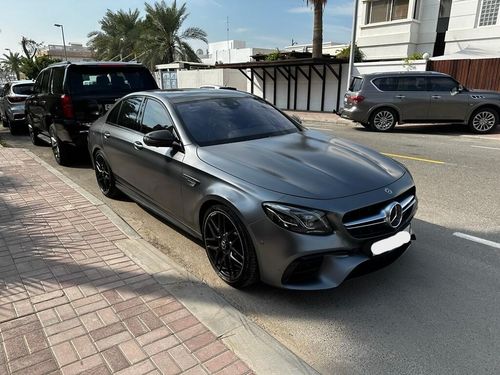 Mercedes-Benz E 63 AMG fully loaded